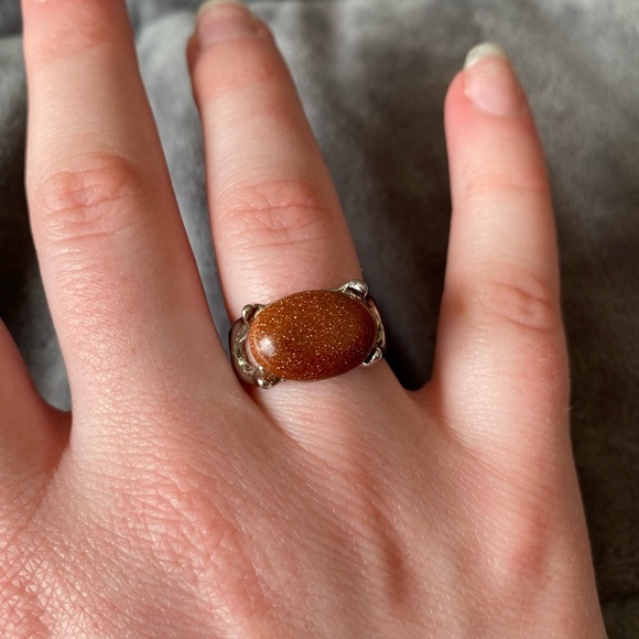 Gold Stone Silver Heart Cutout Ring - Picture 6 of 7